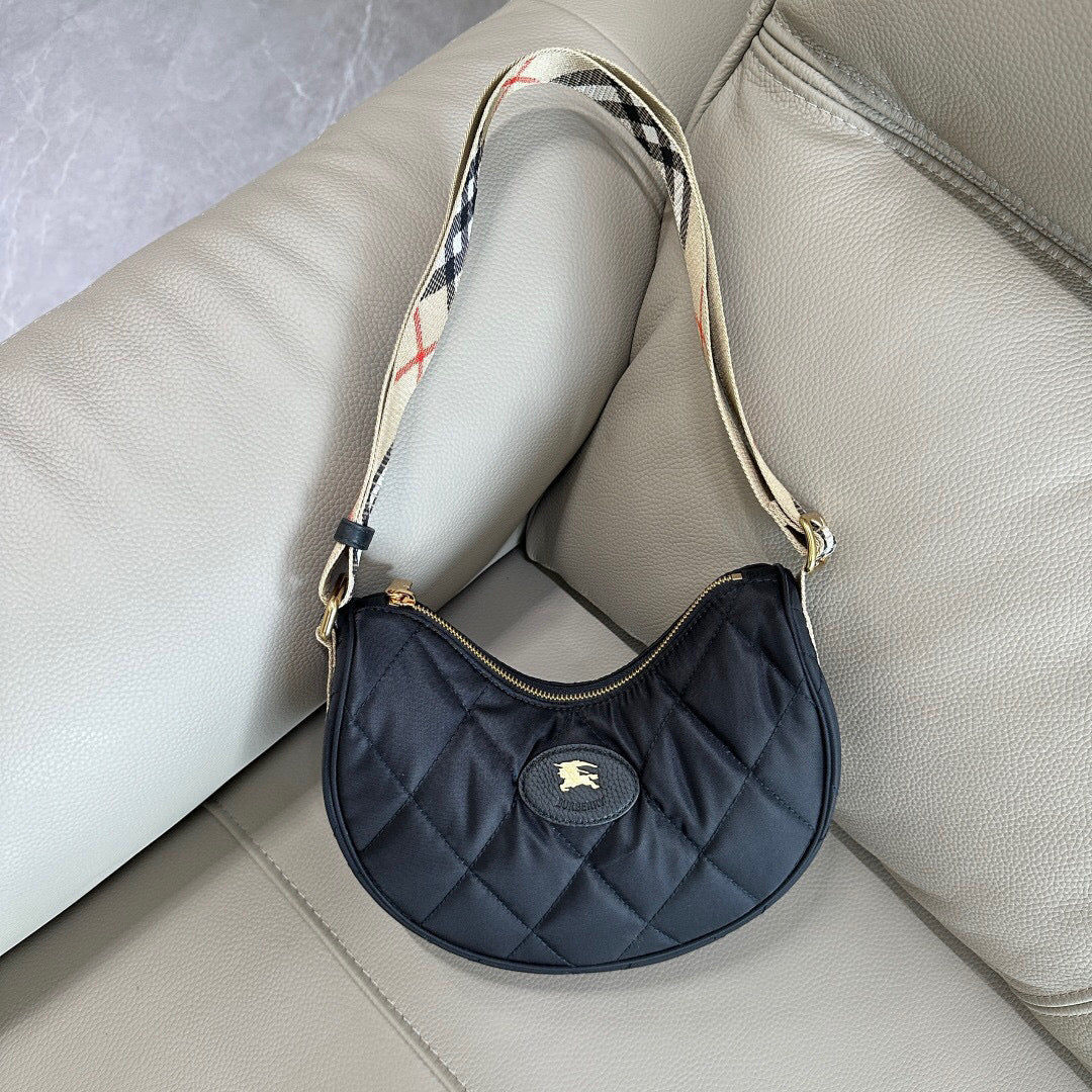 Burberry Horseshoe 82