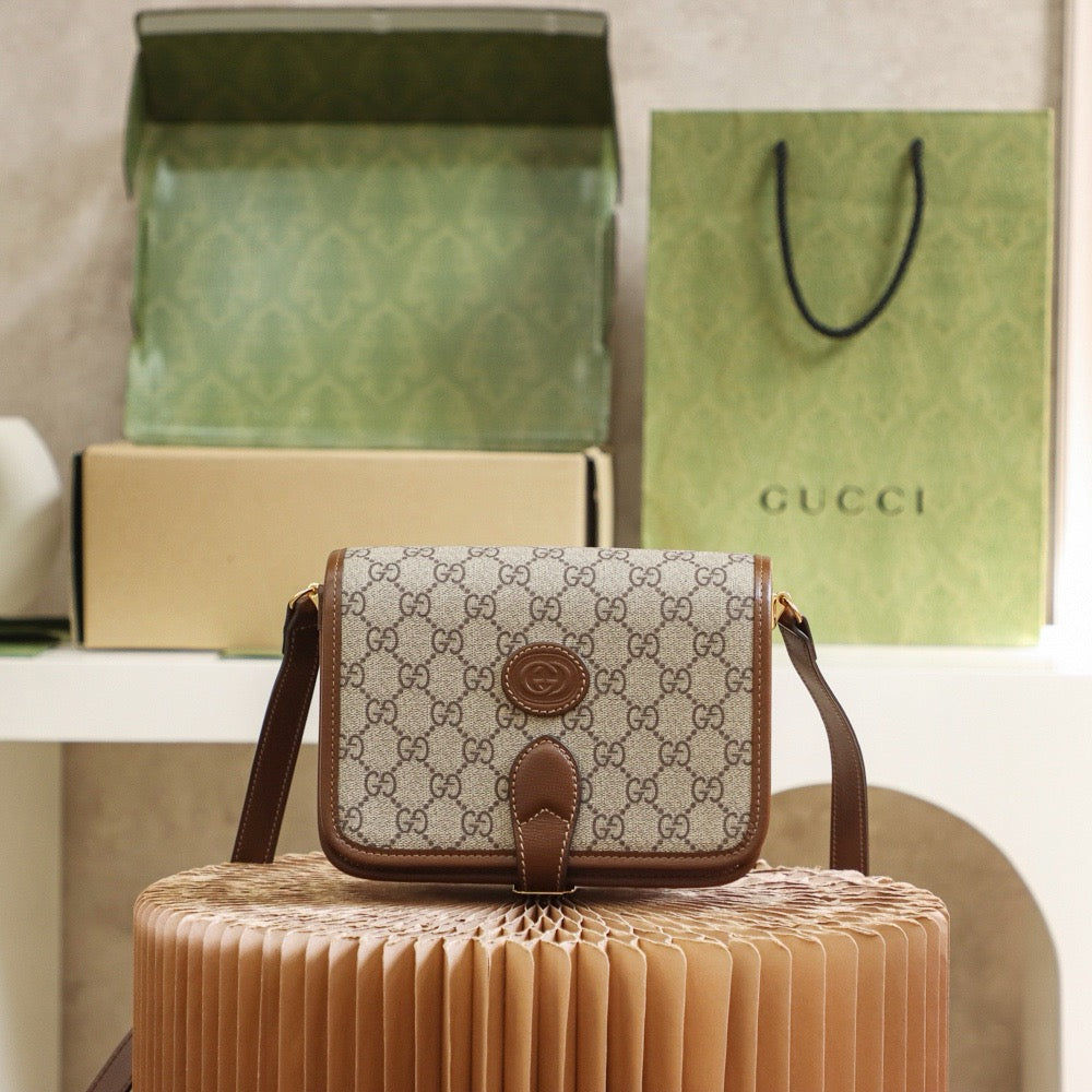 Gucci Retro Bag