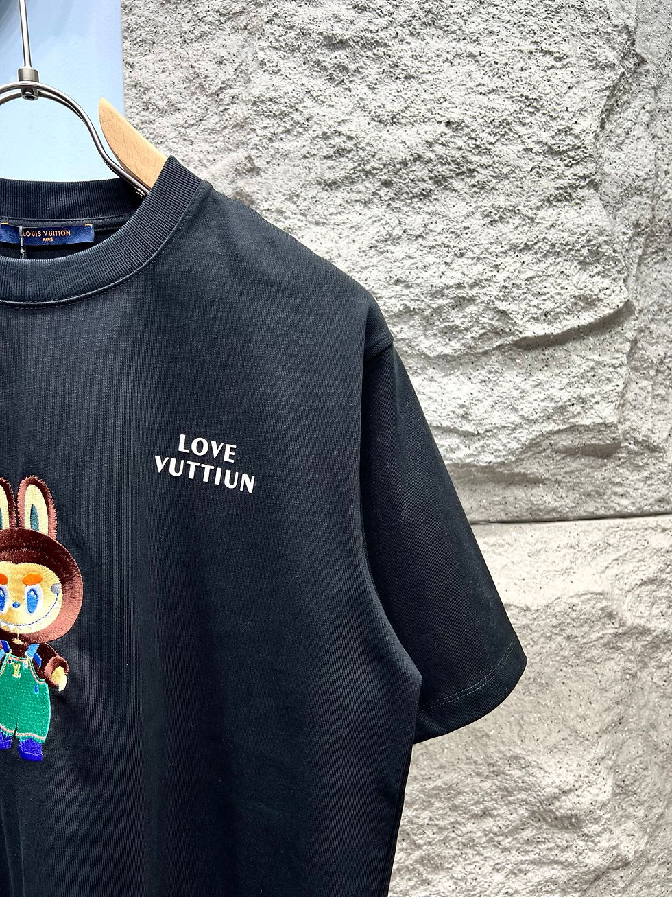 Thumbnail: Louis Vuitton T-Shirt