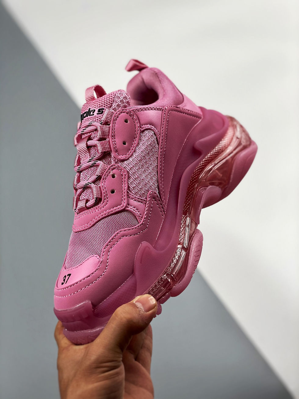 Thumbnail: Balenciaga Triple S Pink