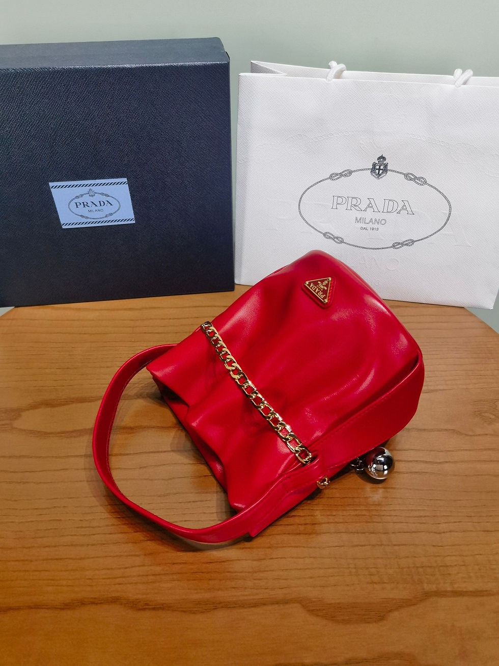 Thumbnail: PD Petit Sac Noir Bucket Bag — Black