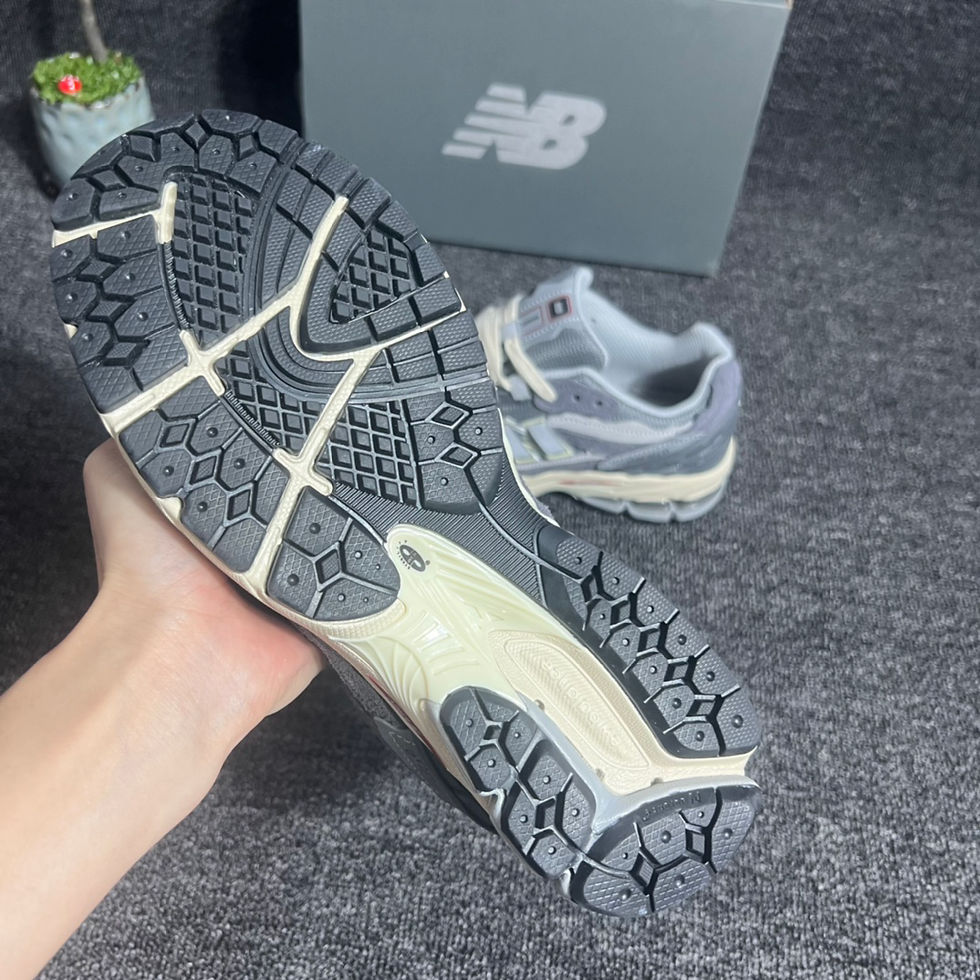 Thumbnail: New Balance