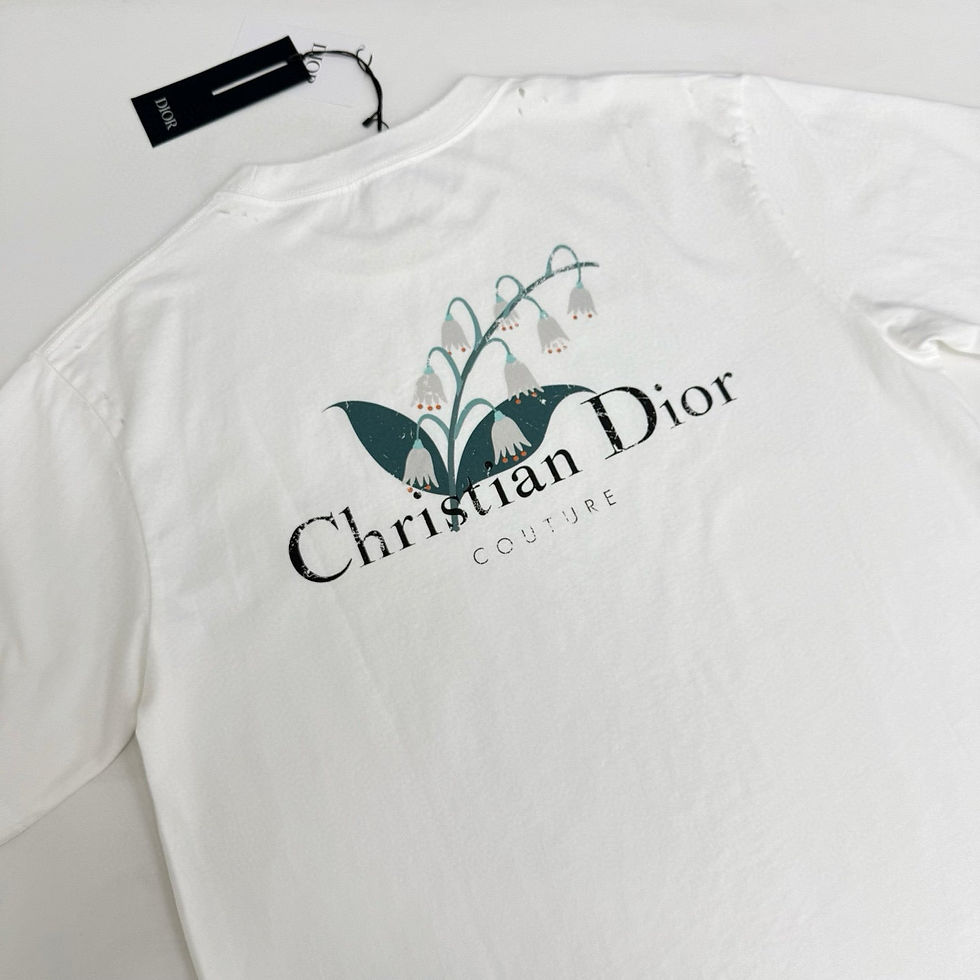 Thumbnail: Dior T-shirt — Amber