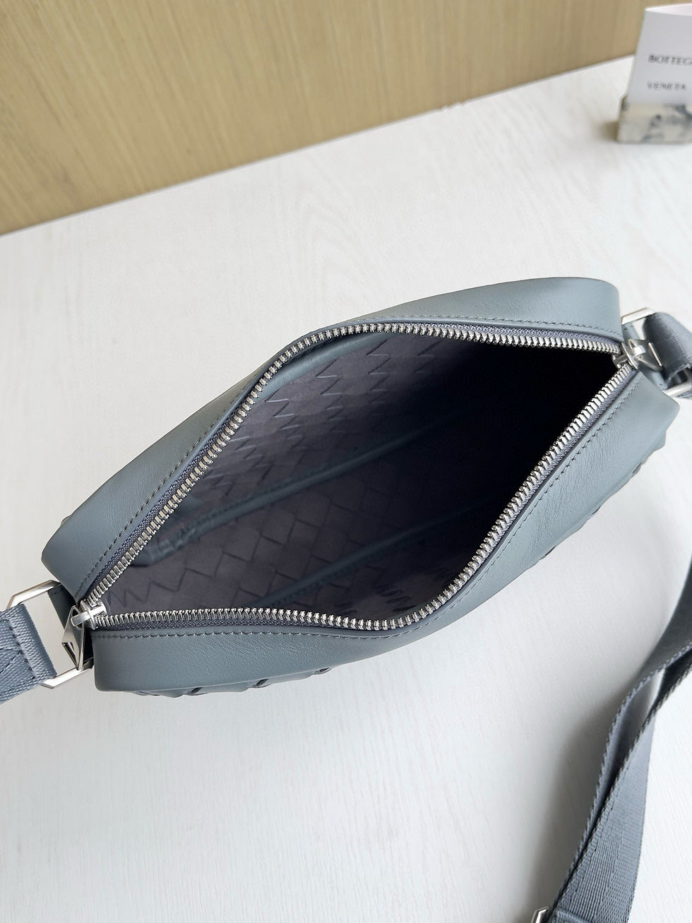 Thumbnail: Bottega Veneta Messenger Bag