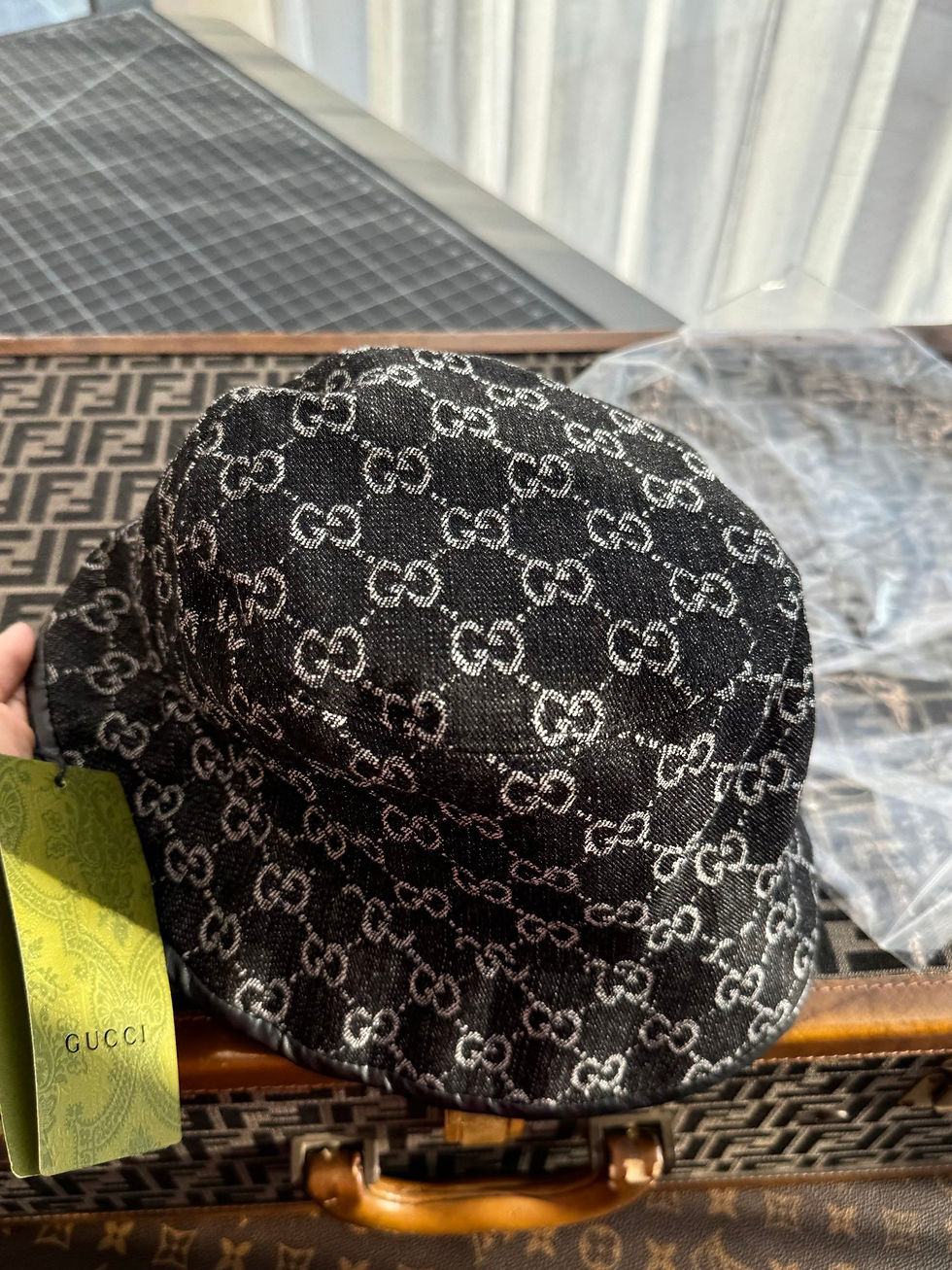 Thumbnail: Gucci Hats 445 — Black