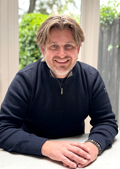Kelvin Hagebeuk_Web_edited.jpg