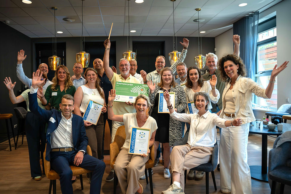 De deelnemers, vertegenwoordigers van aaff en de gemeente Ede, samen met het Koploperteam Ede