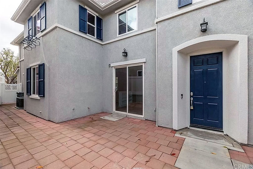 frontdoor.jpg
