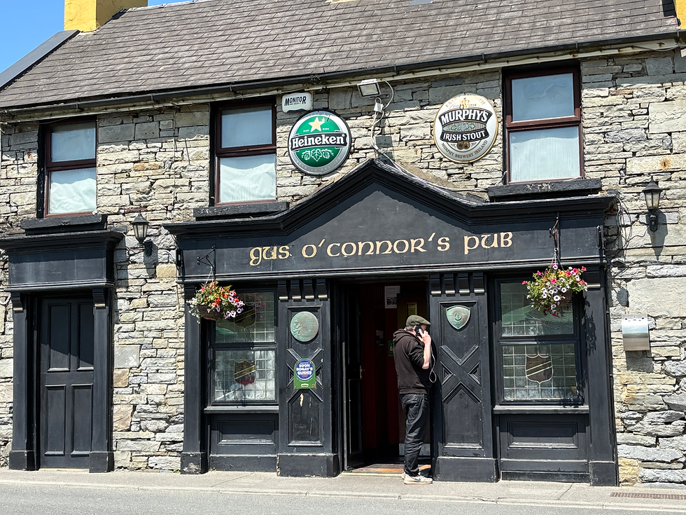 The Burren Barn, Írország, Clare co