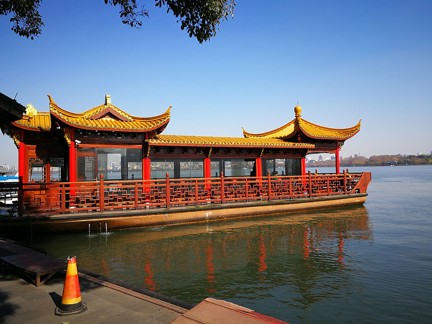 Sárkányhajó, Hangzhou