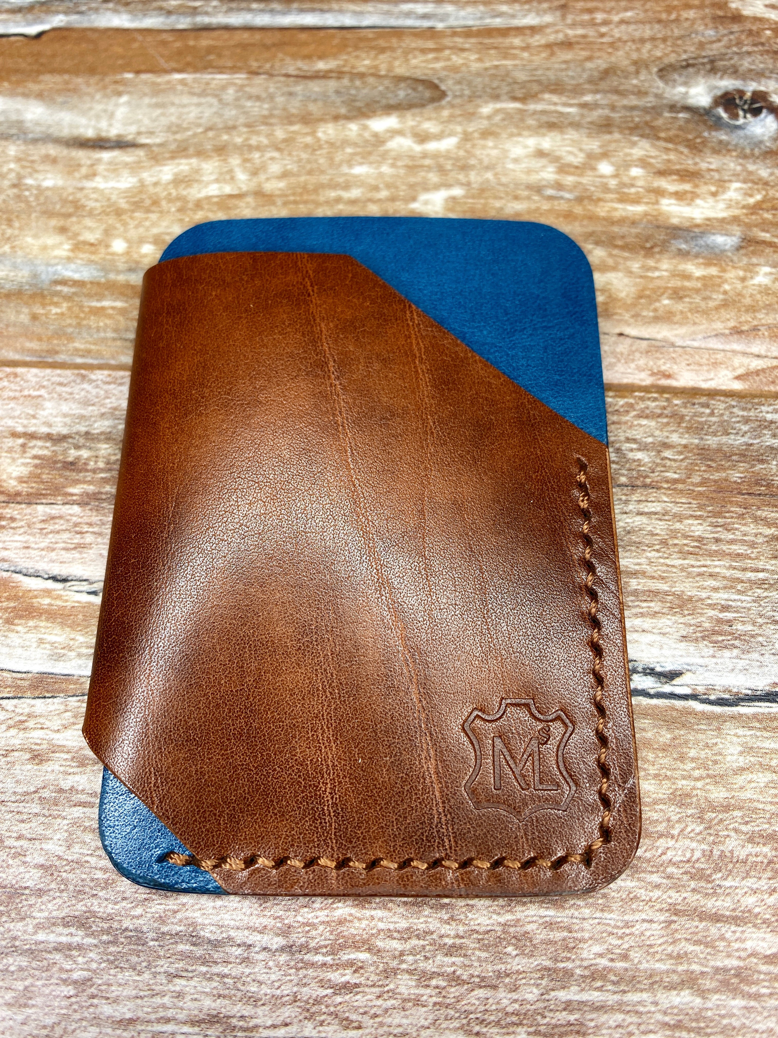 Three pocket vertical wrap 