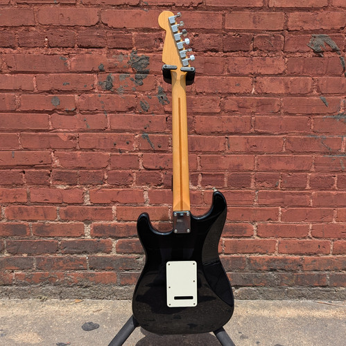 1999 Fender Stratocaster MIM | Classic City Vintage Guitars