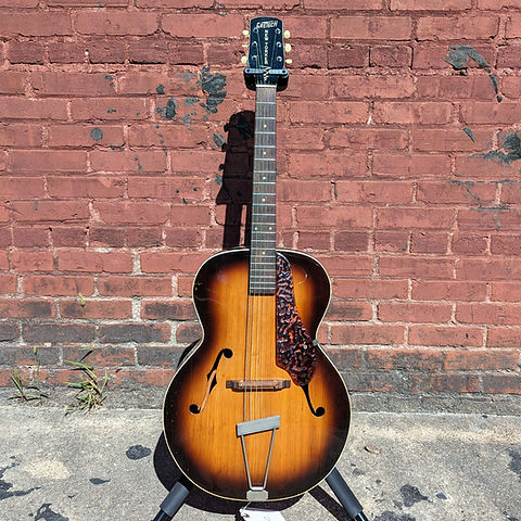 GRETSCH New Yorker アーチトップギター 1948 Gretsch New Yorker Archtop | Classic City Vintage Guitars