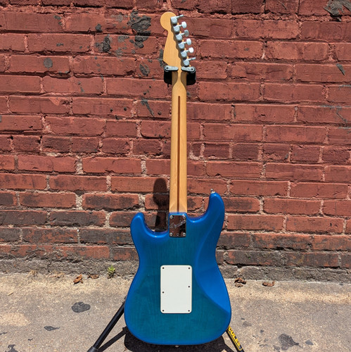 え*む様 □ Fender STRATOCASTER メタリックブルー 1994 s-l400.jpg