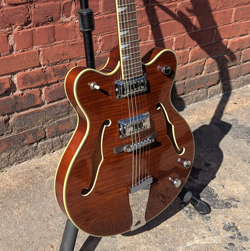 Eastwood Classic 6 | Classic City Vintage Guitars