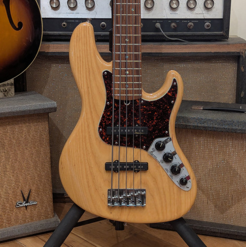 1999 Fender American Deluxe Jazz Bass V | Classic City Vintage Guitars