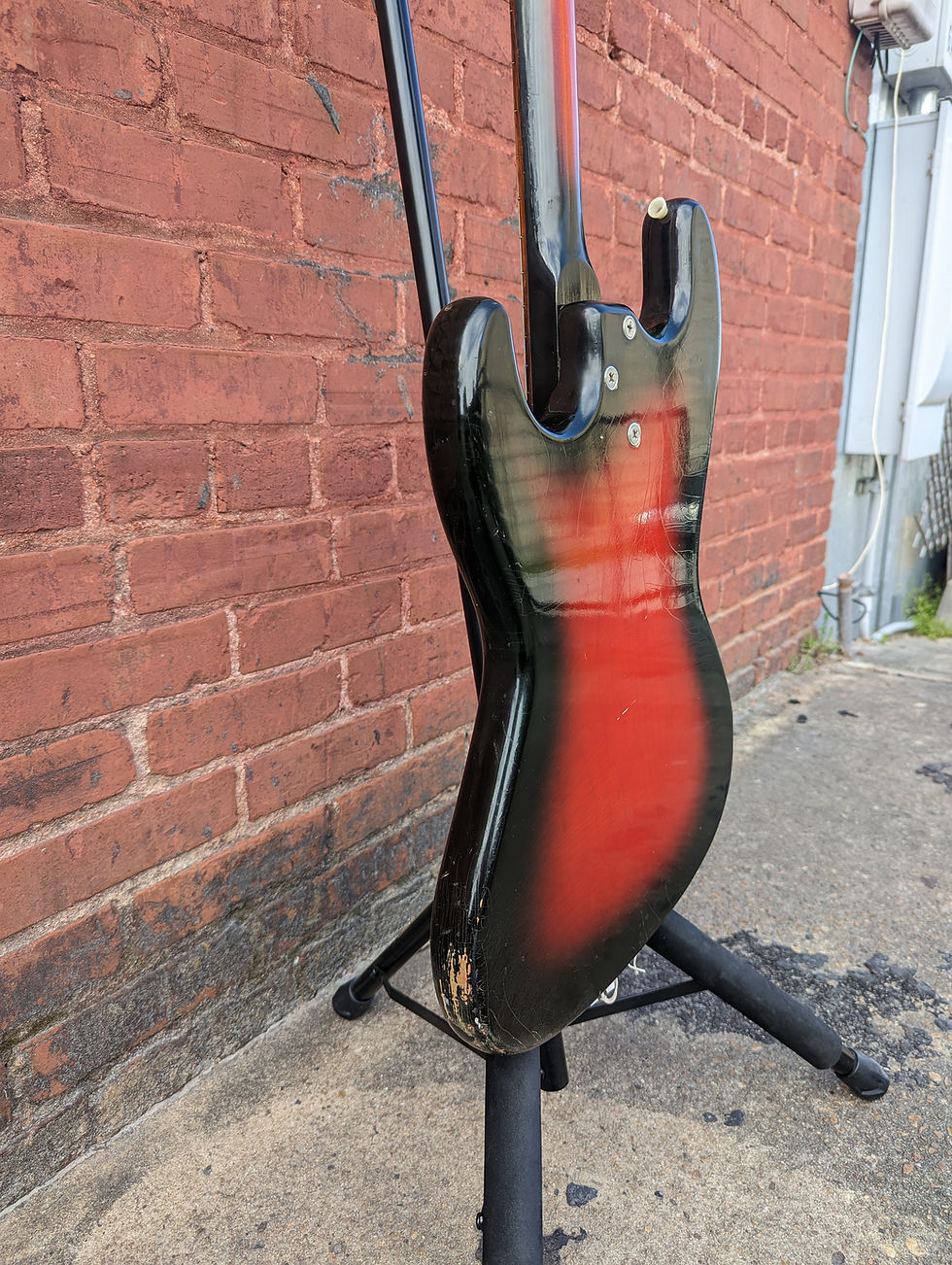 Thumbnail: 1970 Harmony Silhouette Bass