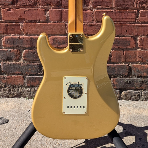 2004 Fender 50th Anniversary Stratocaster - Aztec Gold | Classic