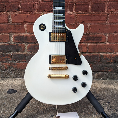 2009 Gibson Les Paul Studio - Alpine White | Classic City Vintage
