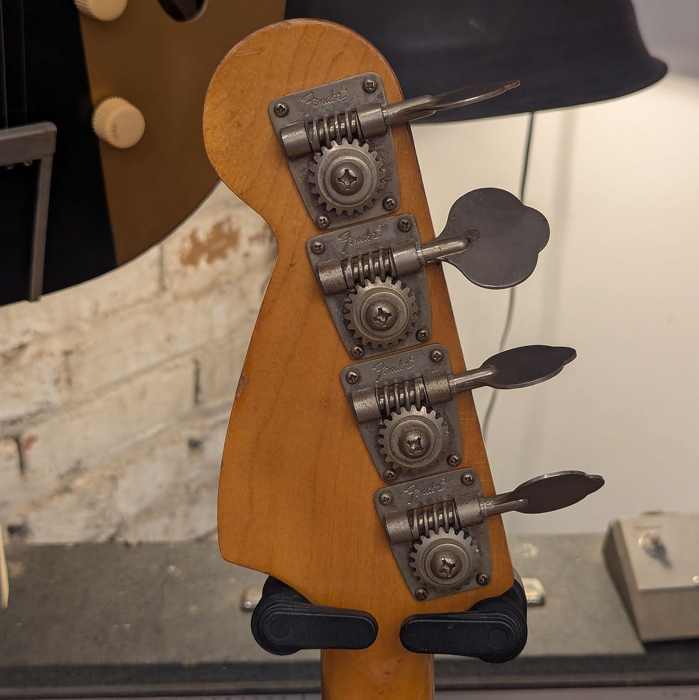 Thumbnail: 1976 Fender Musicmaster Bass