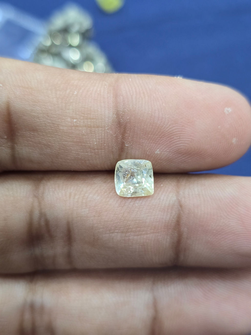 Thumbnail: Natural yellow sapphire 1.70 carat