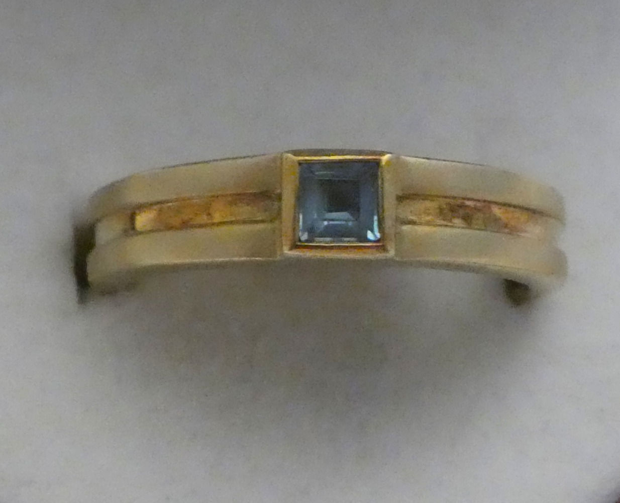 9ct Gold with Blue Topaz