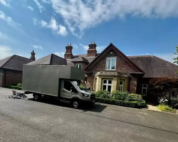 Eipic Removals van at a Belfast house move.webp