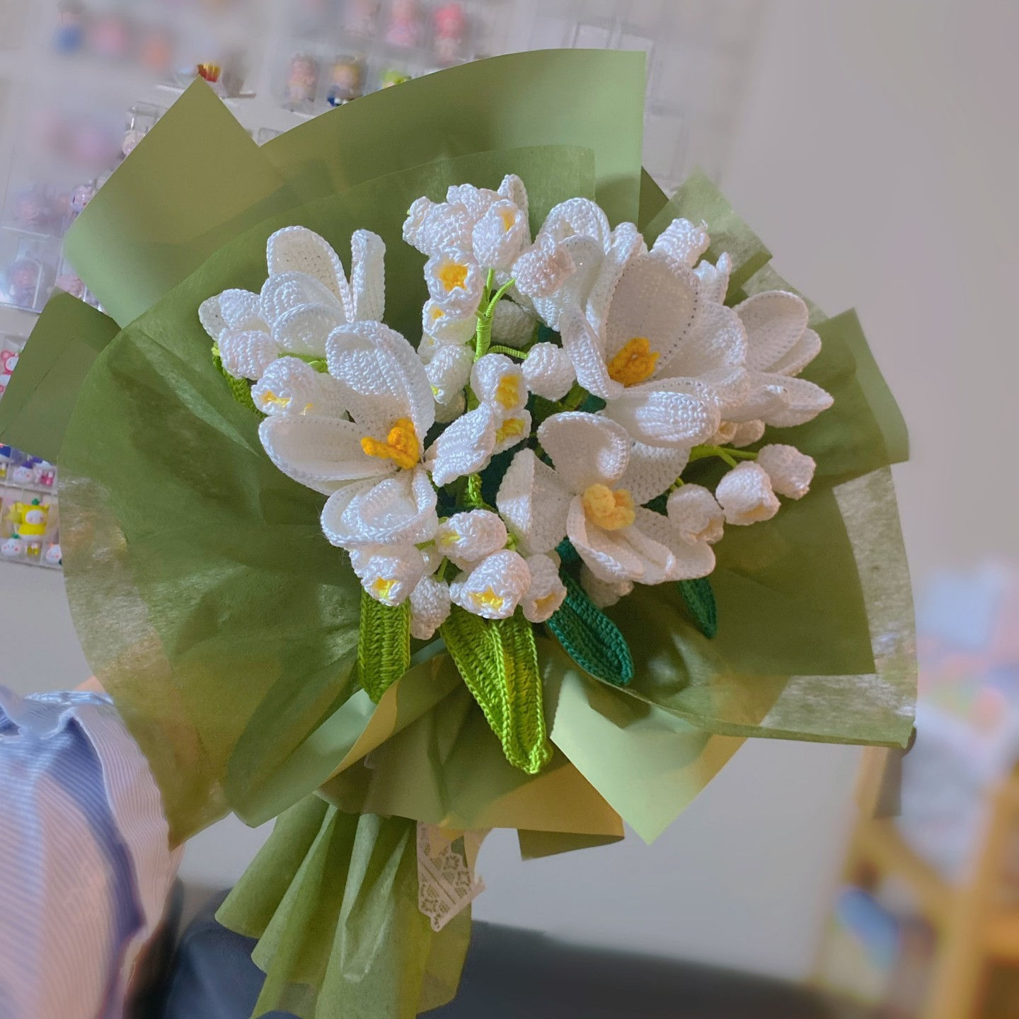 Crocheted flower bouquet
