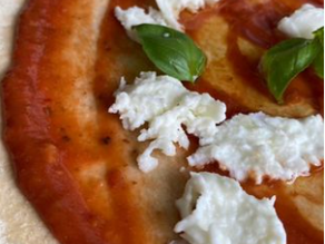 Meesterlijke Pizza's Thuis Bakken: Geheimen en Tips van PizzaNation