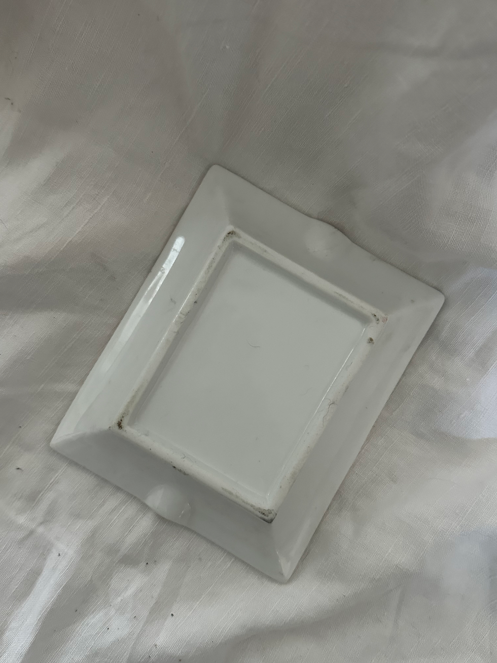 Thumbnail: Vintage 1980s Italian Kitsch Playing Card Ceramic Ashtray