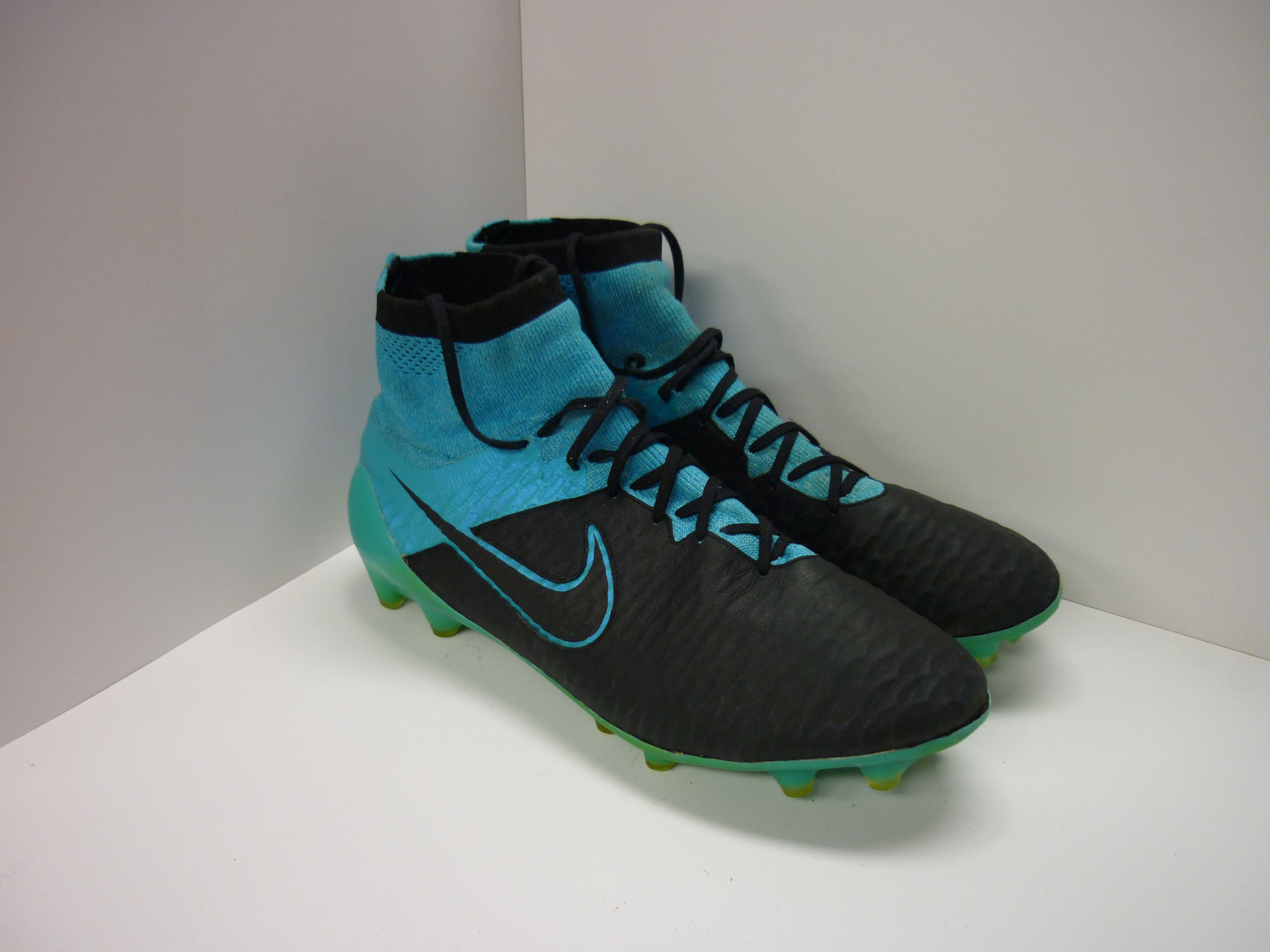 Nike Magista 1 Leather Tech Pack FG US 11