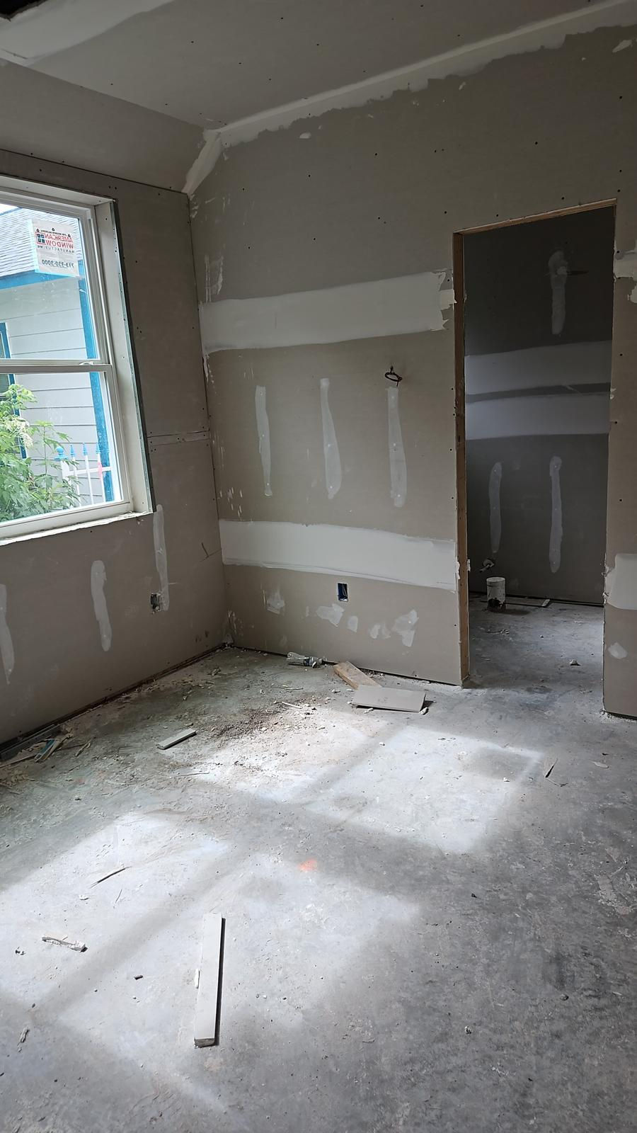 15 Interior.jpg