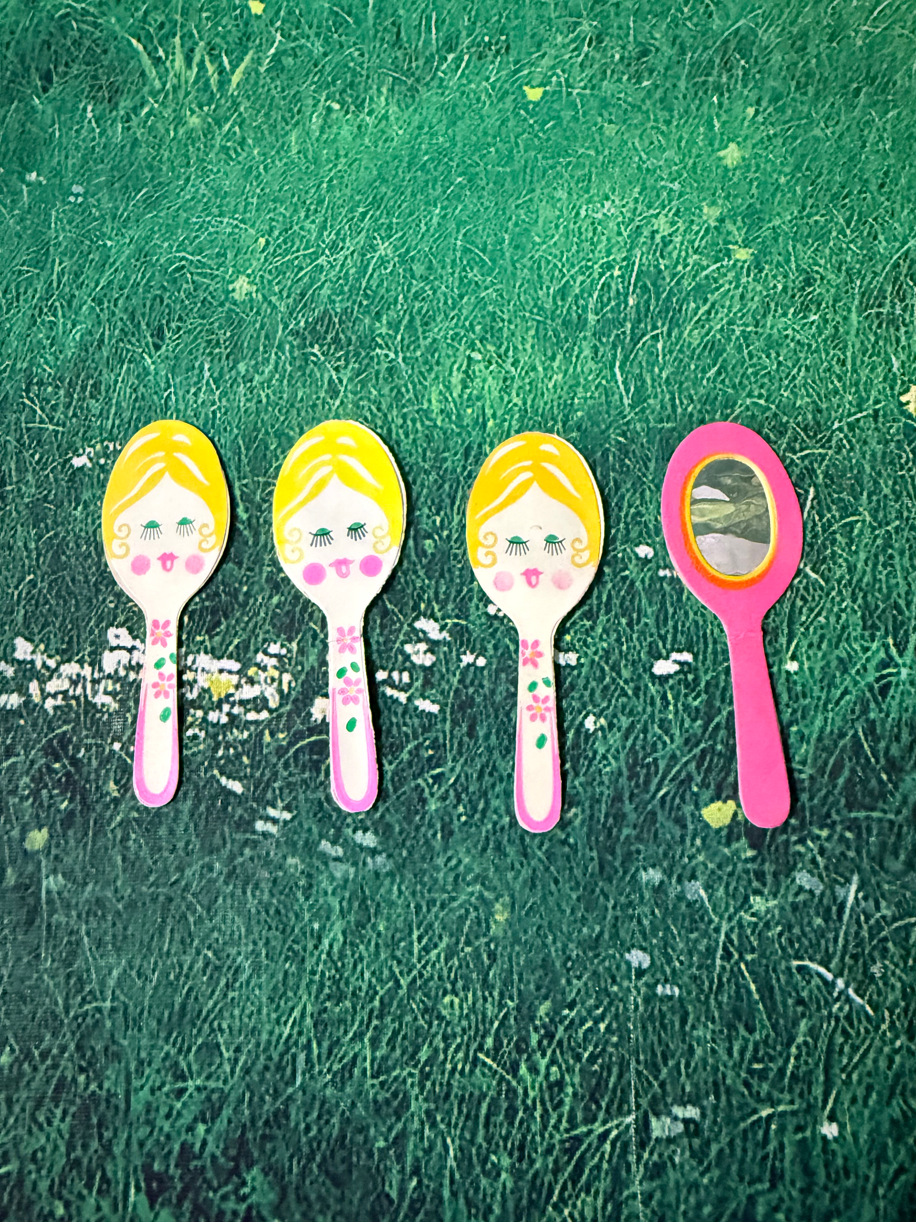 Barbie Vintage 1960’s Paper Mirrors Lot of 4 Pre-Owned Barbie Accessories