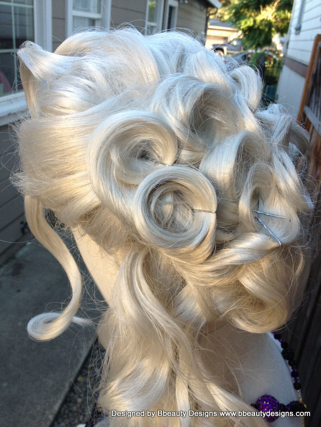 Thumbnail: Ursula Budget Under the Sea Wig Cosplay