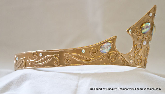 Thumbnail: 2013 Style Sleeping Beauty Metal Embellished Crown