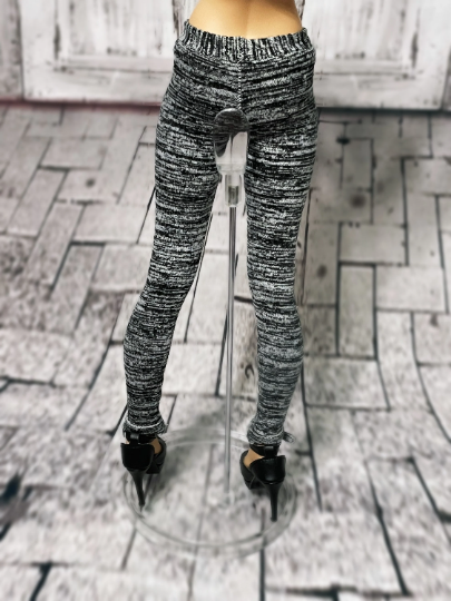 Thumbnail: Minifee/Tonner/Ellowyne Doll Leggings in Grey Black Abstract 1/4 Scale Clothes