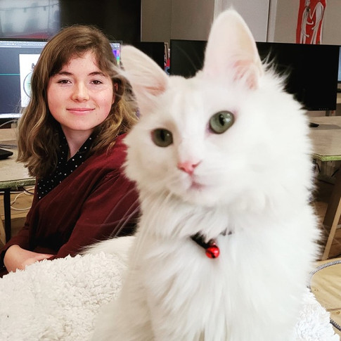Louise avec une élève de la formation Supermakers 2.0
