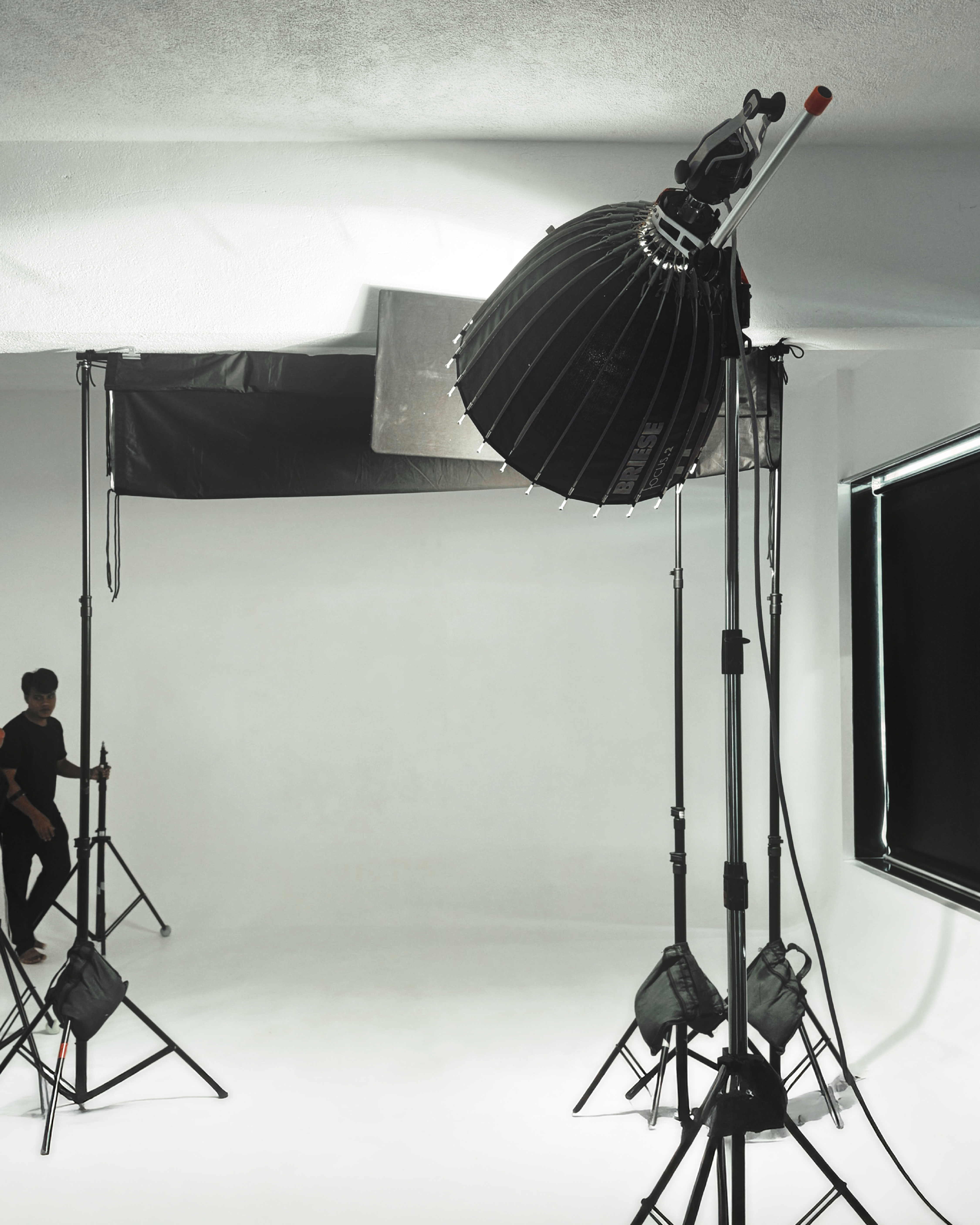 Vitamin Studios brand identity design
Brand refresh photography studio Mumbai
Visual identity system design
Custom Devanagari typography design
Brutalist brand design system
Modular logo design system
Photography studio branding Mumbai
Creative studio visual identity
Geometric brand system design
Brand guidelines design