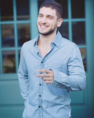 Mario Bregieira preocupa fãs com a frase:"Smile is the medicine for all your problems"