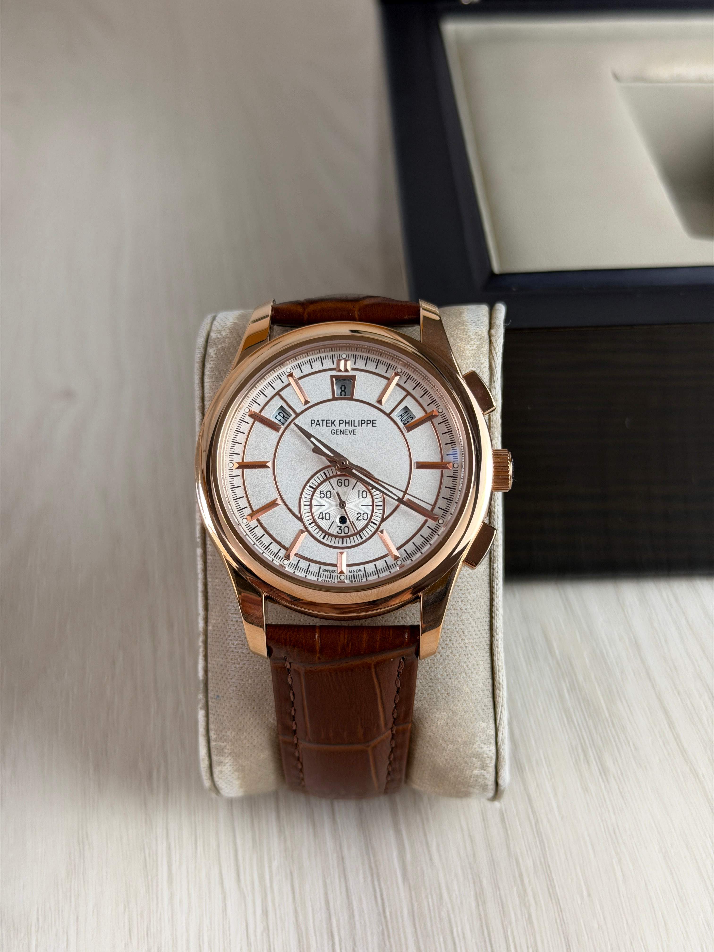 PATEK PHILIPPE ANNUAL CALENDAR ROSE BRANCO 43MM