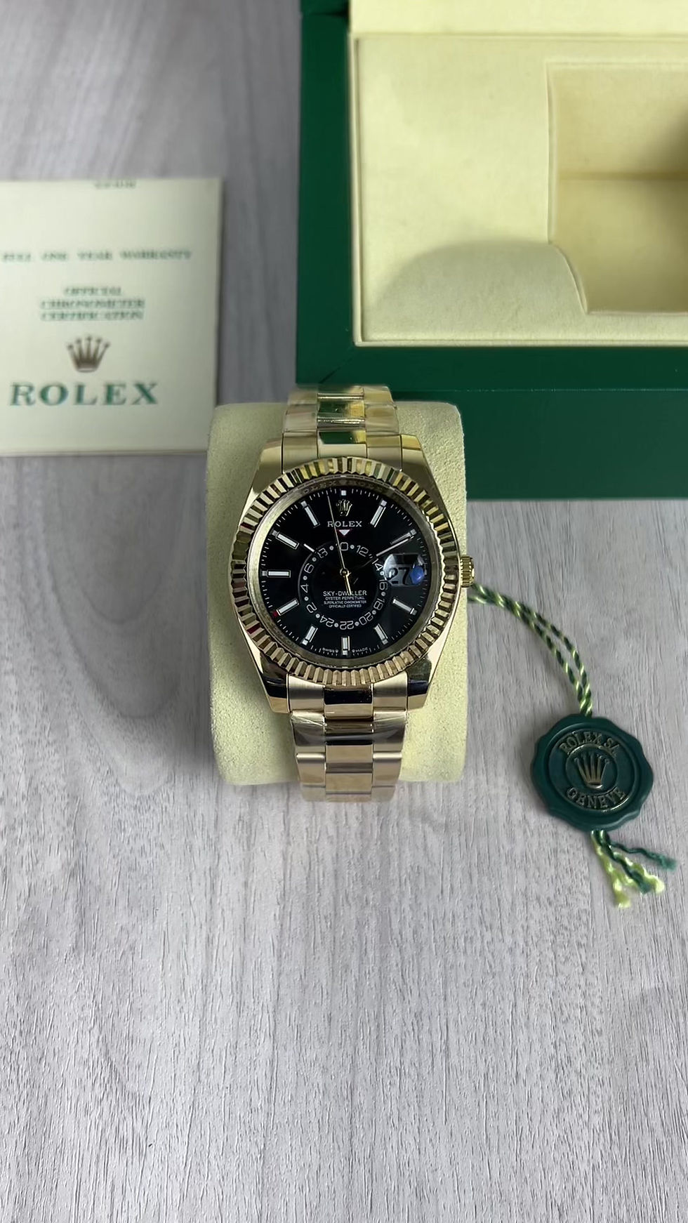 Miniatura: ROLEX SKY DWELLER DOURADO PRETO 42MM