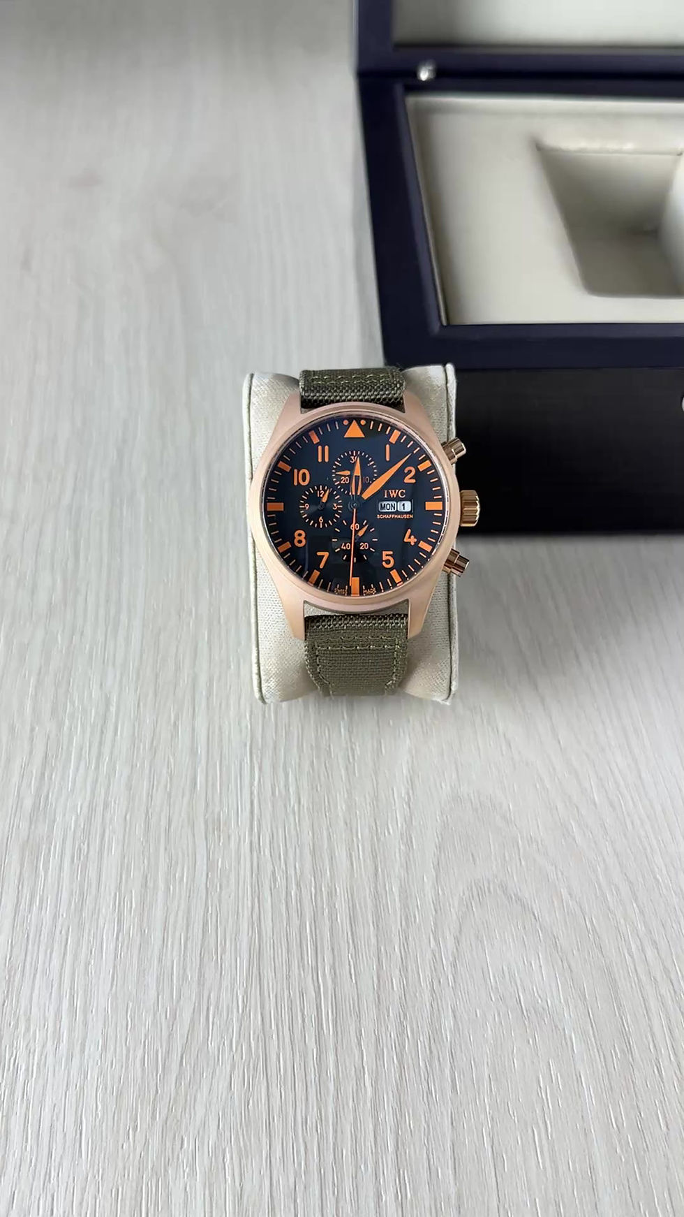 Miniatura: IWC PILOT TOP GUN ROSE 44M