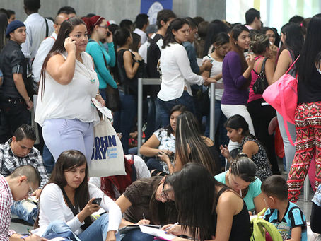Sigue el desempleo a la baja en todo el país