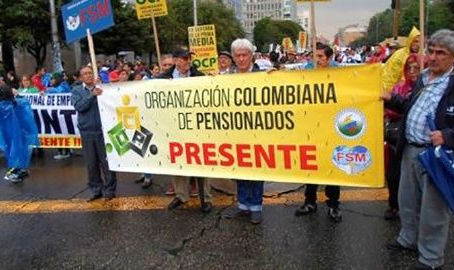 Acercádome a un proyecto de ley