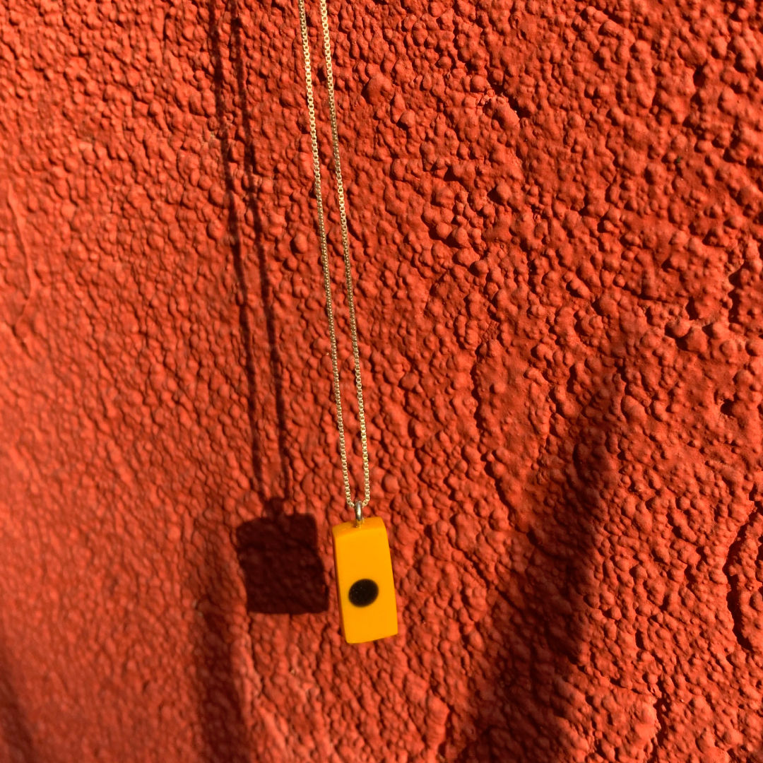 Colar Retângulo Amarelo + Preto