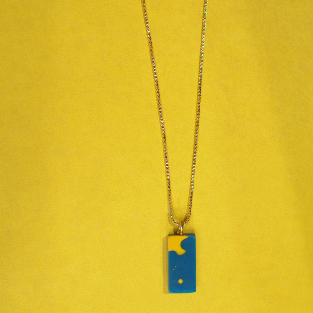 Colar Retângulo Azul + Amarelo Dourado 60cm