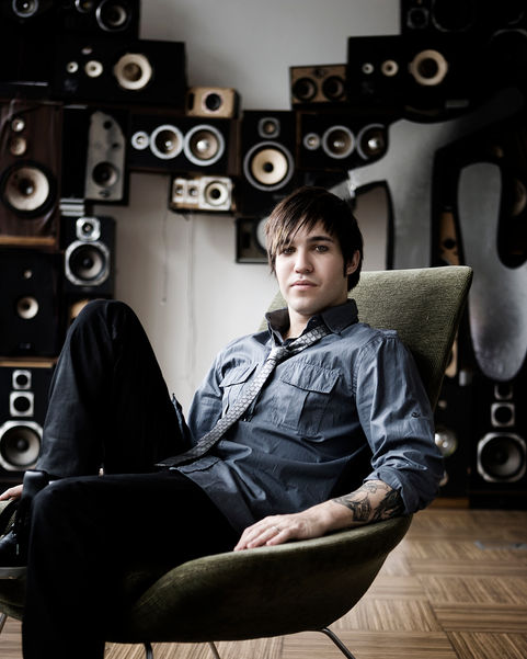 Pete Wentz_MTV_220209_023.jpg