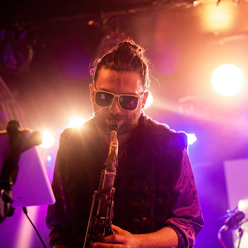 Julien Fillion présente