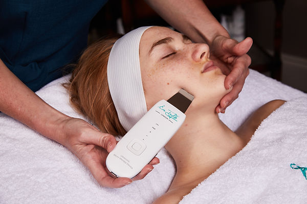 EVE TAYLOR 2906200033 2.jpg