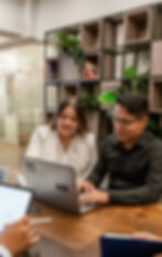 Equipo de Clientes Anónimos en Perú